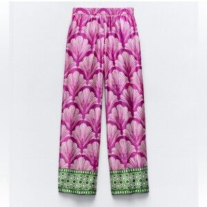 New with tags! Zara Patterned Trousers size small
